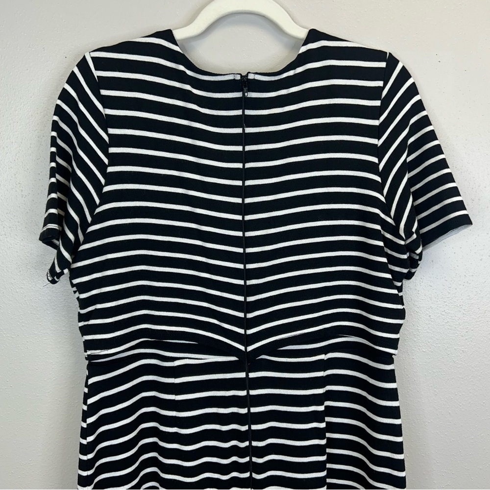 Preppy Striped Midi Dress Jersey Stretch Size 12 Casual Nautical Beachy Neutral - Picture 9 of 11